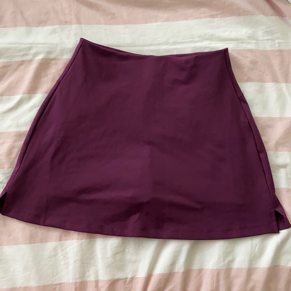 Girlfriend Collective Skort in Plum (M)